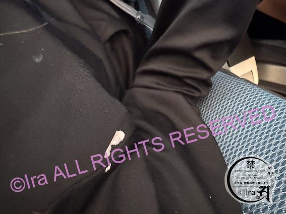【過去最悪機内食】Singapore Airlinesのヨーグルトが気圧で客の顔に飛び散る IMG 9550 singapore airlinesの機内食のヨーグルトが飛び散って汚れた服