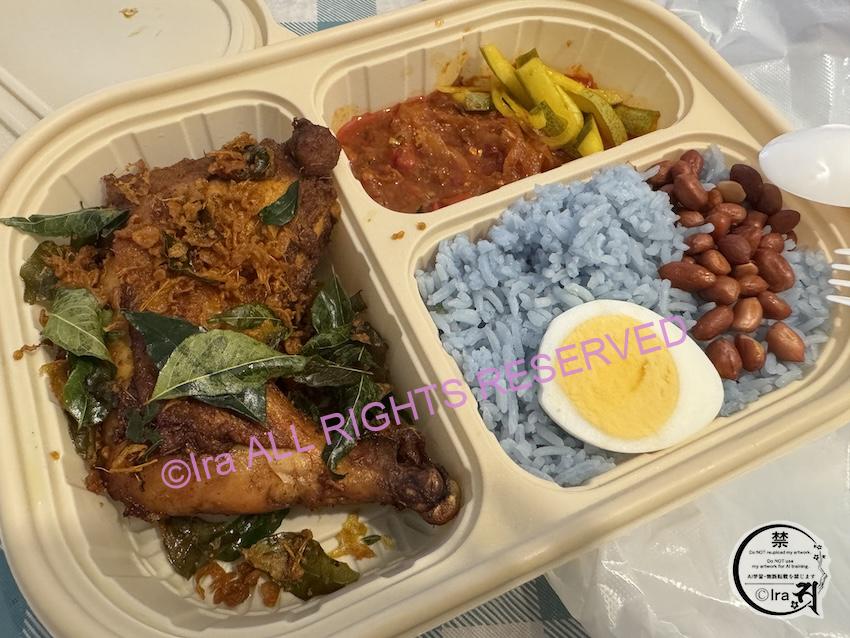 ナシレマ(Nasi Lemak)のUNESCO無形文化遺産背景|マレーシア料理と政府のブランド戦略 c74aa5a55b83f994cebeb8c785047d0f ナシレマ(Nasi Lemak)のUNESCO無形文化遺産背景|マレーシア料理。2026年Iraがシンガポールで撮影